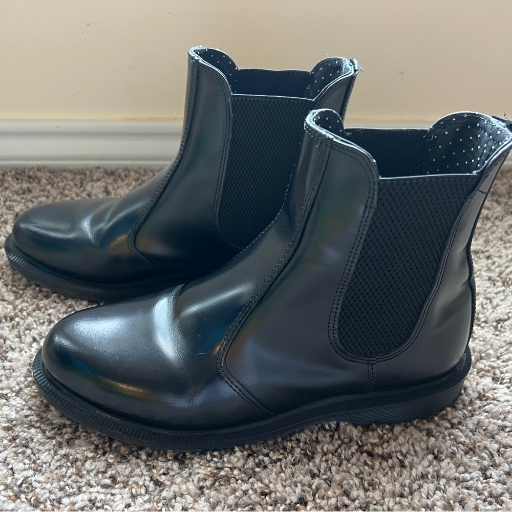 Dr. Martens Chelsea boots